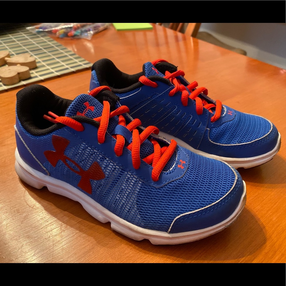 Under Armor new shoes!!